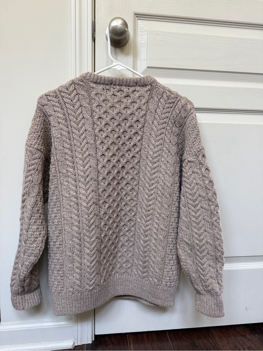 Oatmeal Cable Knit Button-Front Sweater Cardigan - Picture 5 of 5
